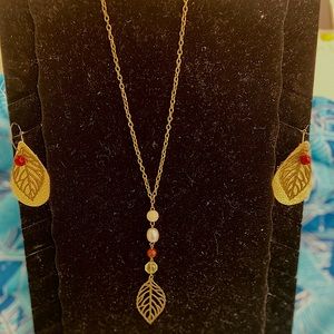 Necklace & Earrings set